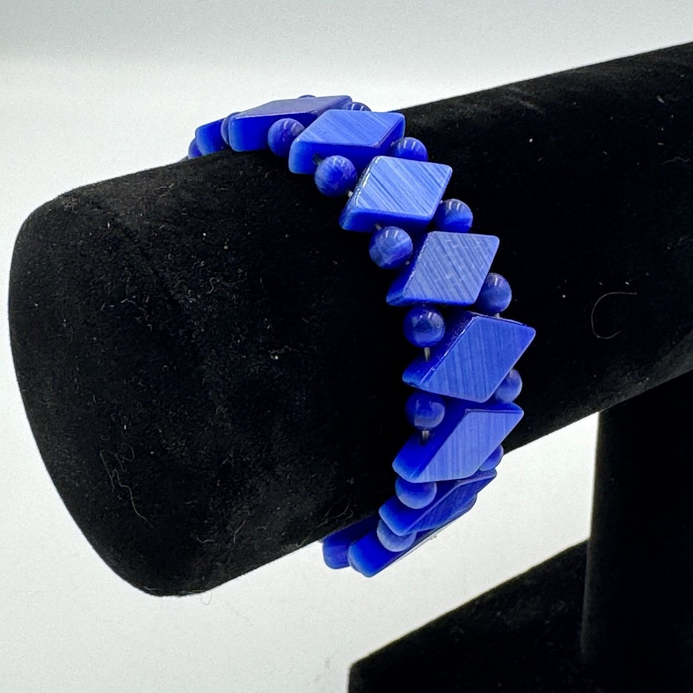 Blue Stretch Beaded Bracelet Glass Rhombus Beads